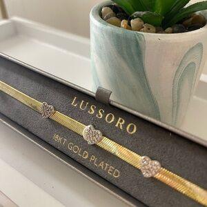 LUSSORO 18k Gold Plated Heart Bracelet. Beautiful & Elegant 7" New In Box